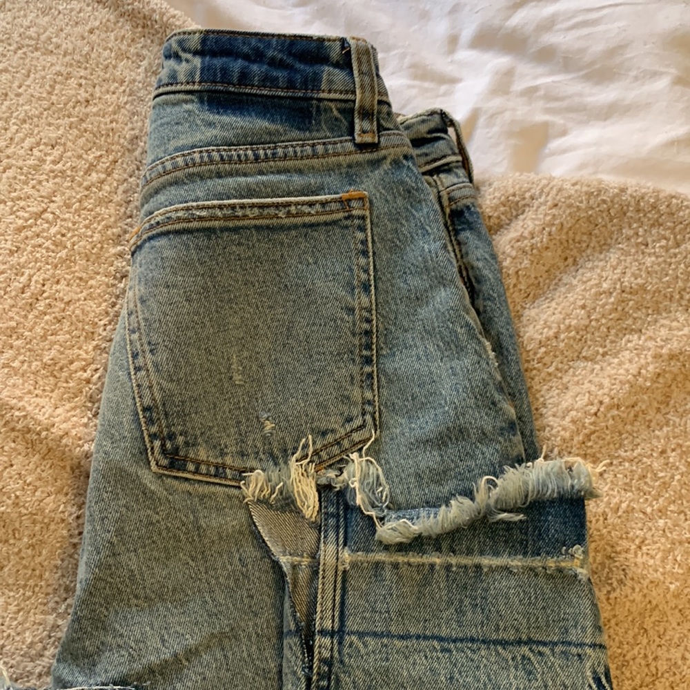 Abercrombie curve love split hem mom jean